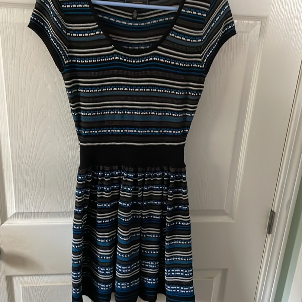 Jessica Simpson knit medium black grey blue white stripes dress 2/15.00 SALE🦺